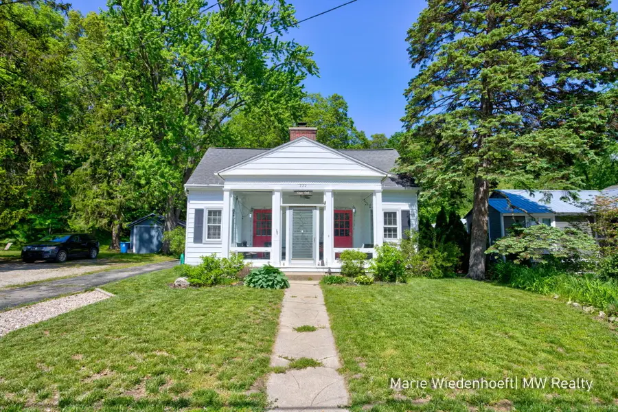 722 Lake Street, Saugatuck, MI 49453 - #3