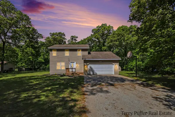 351 N Hilton Park Road, Muskegon, MI 49442