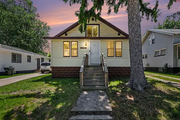 1093 W Southern Avenue, Muskegon, MI 49441