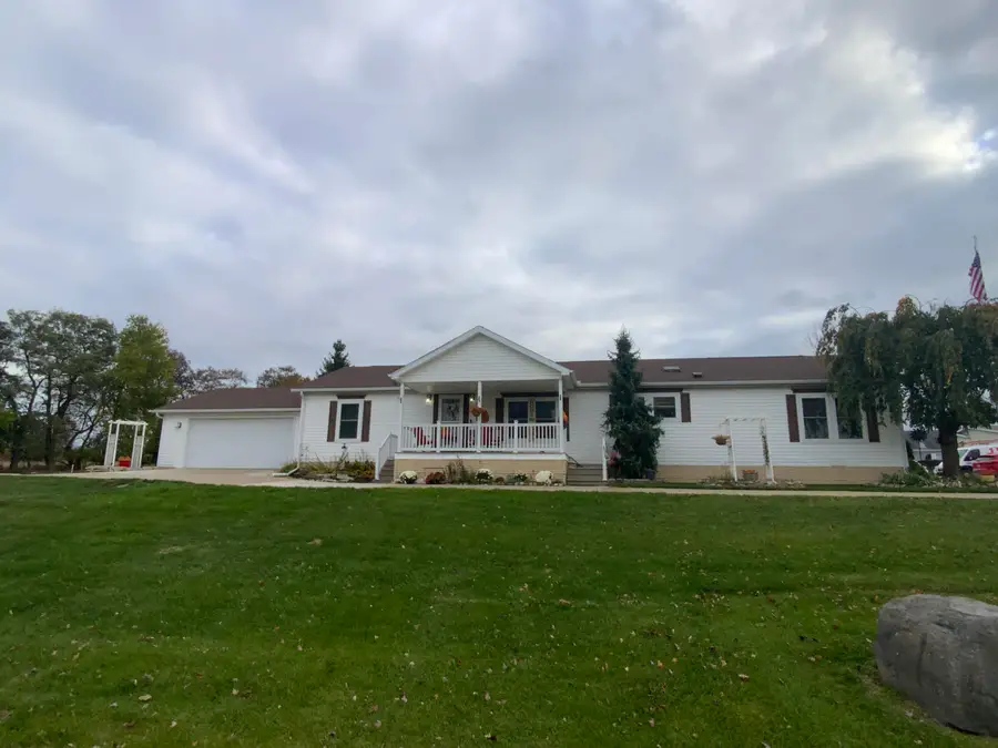 1559 Larkmore Lane, Grass Lake, MI 49240 - #2