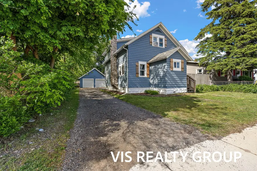 1152 W Laketon Avenue, Muskegon, MI 49441 - #2