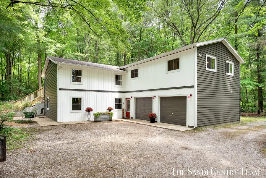16393 Taft Street, Spring Lake, MI 49456 - #2