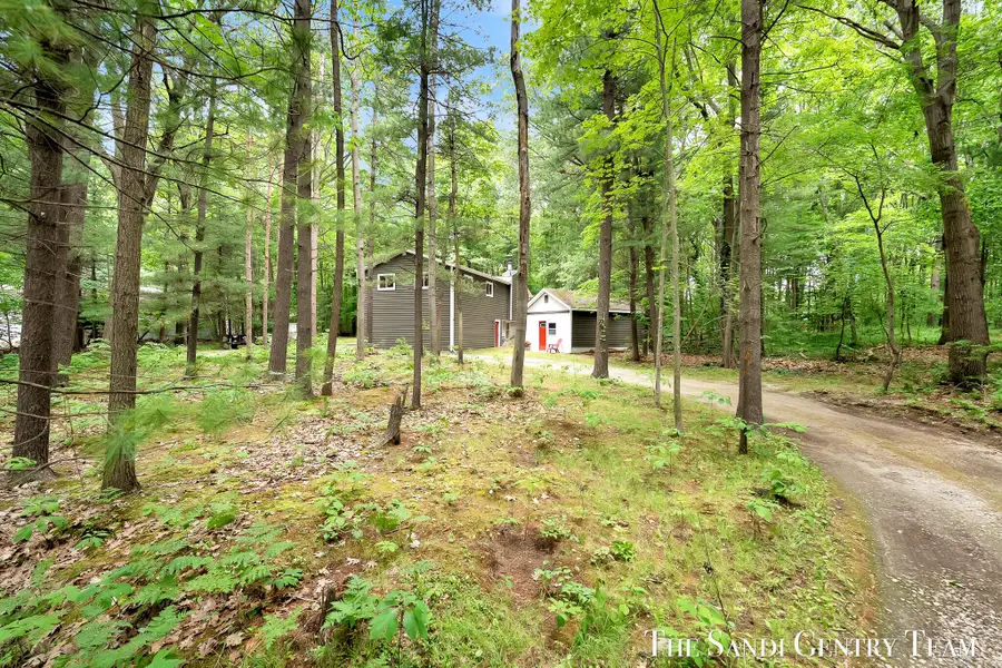 16393 Taft Street, Spring Lake, MI 49456 - #3