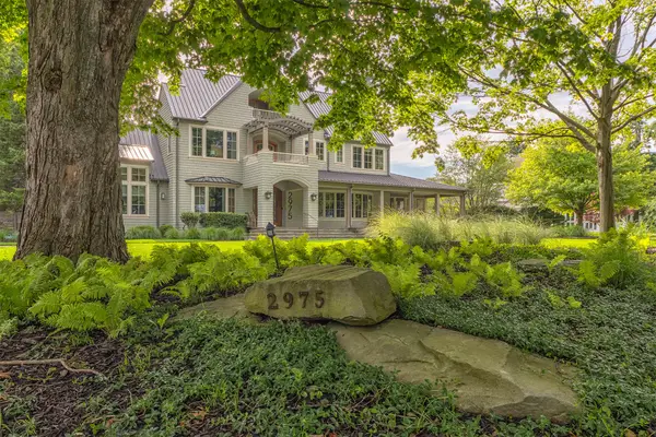 2975 Lakeshore Drive, Fennville, MI 49408
