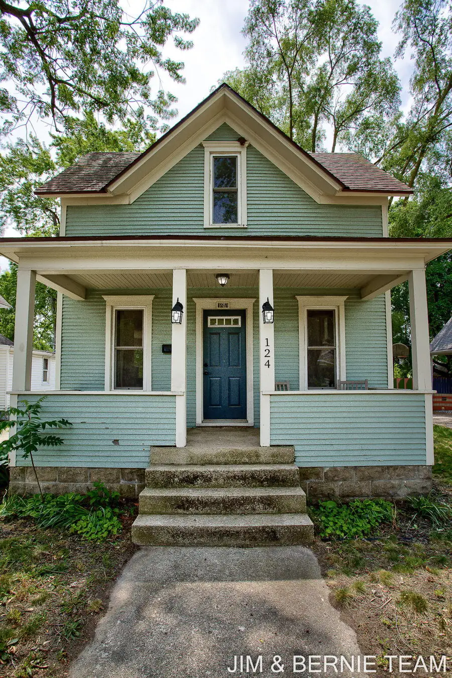124 E 17th Street, Holland, MI 49423 - #2