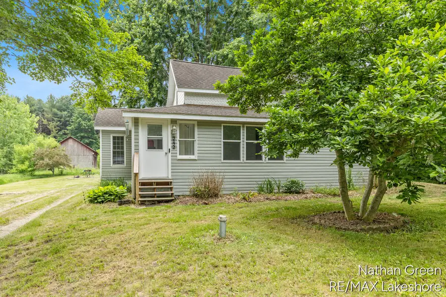 2122 Coats Grove Road, Hastings, MI 49058 - #2