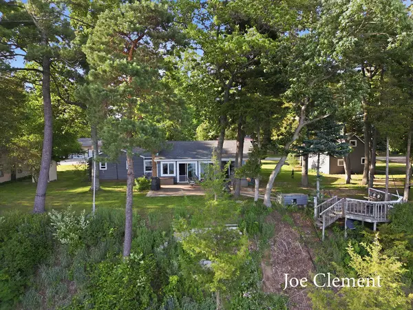 5708 E 52nd Street, Newaygo, MI 49337