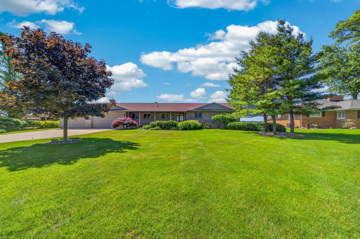 909 Tostenabe Lane, Muskegon, MI 49445 - #1