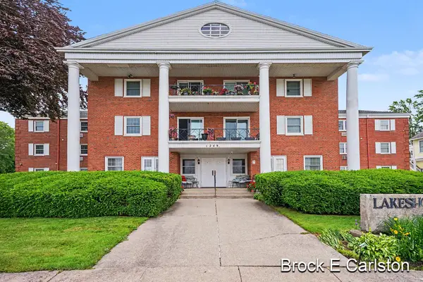 1249 Lakeshore Drive Unit: 339, Muskegon, MI 49441