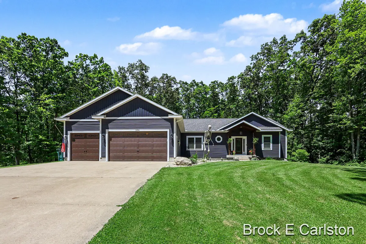 1294 Tall Tree Lane, Muskegon, MI 49445 - #1