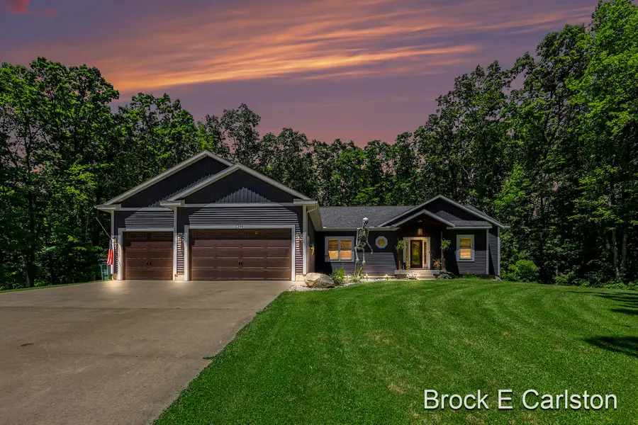 1294 Tall Tree Lane, Muskegon, MI 49445 - #2