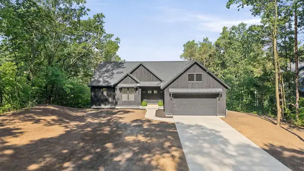 3126 Red Oak Drive, Saugatuck, MI 49453