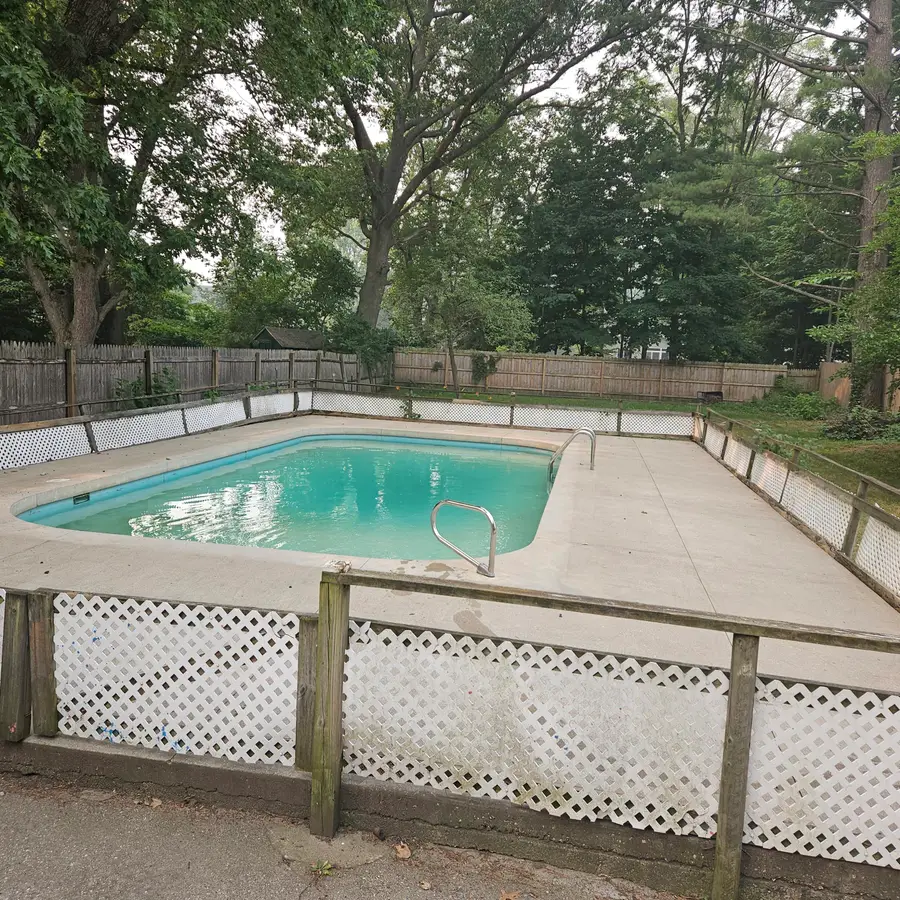 516 E Exchange Street, Spring Lake, MI 49456 - #3