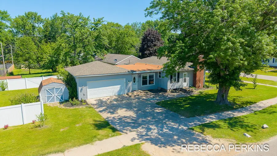 286 Dartmouth Avenue, Holland, MI 49423 - #2
