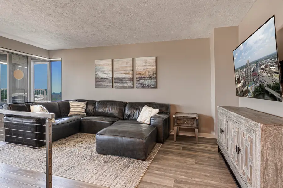 124 Campau Circle NW Unit: 1710, Grand Rapids, MI 49503 - #3