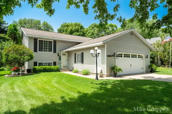 2565 Spring Court, Zeeland, MI 49464