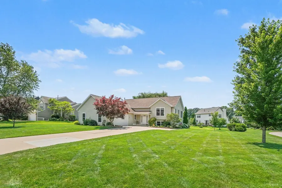 1433 Hillridge Way, Zeeland, MI 49464 - #2
