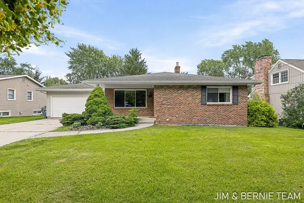 2238 Edgewood Avenue SE, GrandRapids, MI 49546