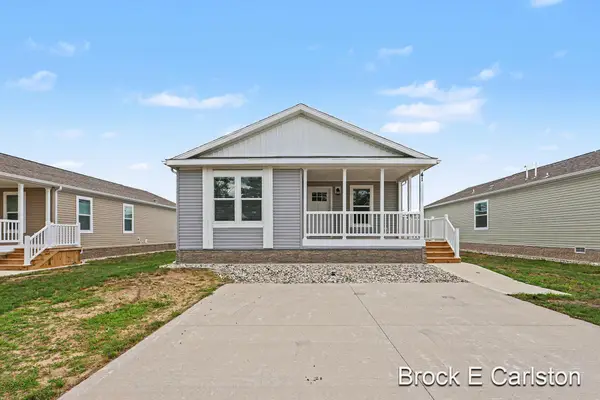 1283 E Ellis Road Unit: 41, NortonShores, MI 49441