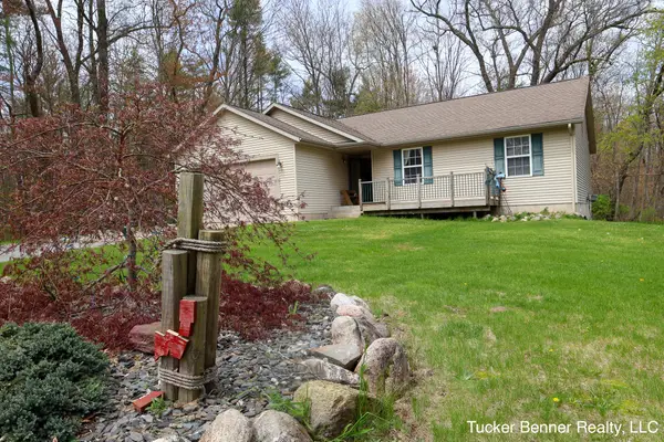 4122 Duck Lake Road, Whitehall, MI 49461