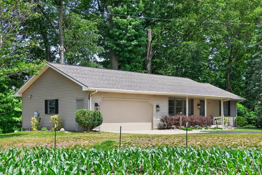 70070 2nd Avenue, South Haven, MI 49090 - #3
