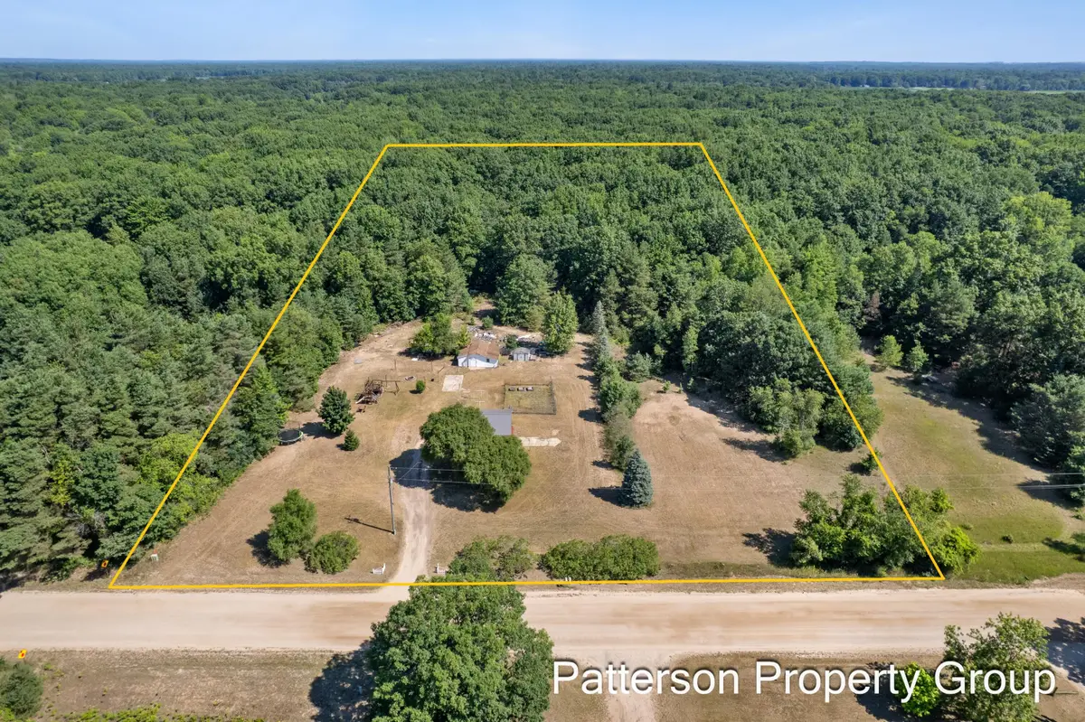 11322 Hall Road, Ravenna, MI 49451 - #1