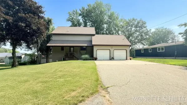 2883 Lakeshore Road, TwinLake, MI 49457