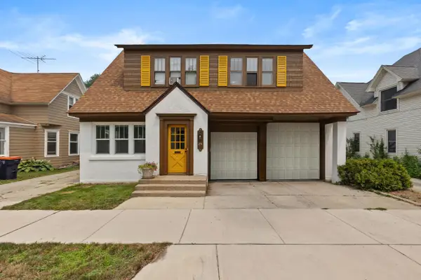 251 W 11th Street, Holland, MI 49423