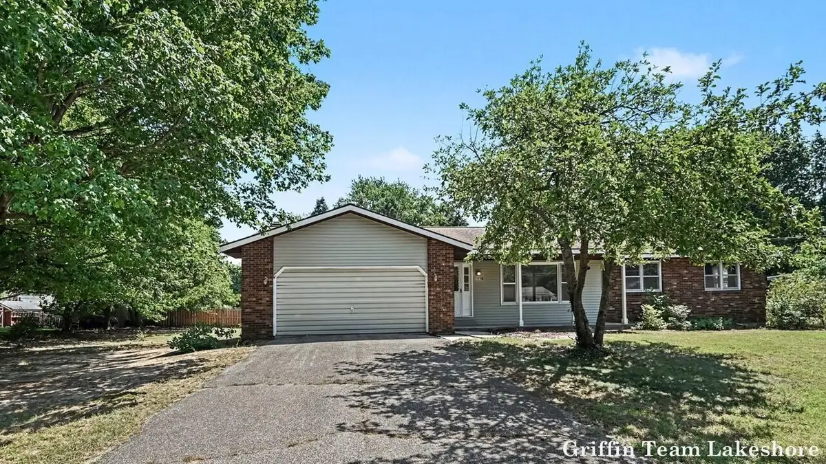 1718 Columbus Street, Holland, MI 49424 - #1