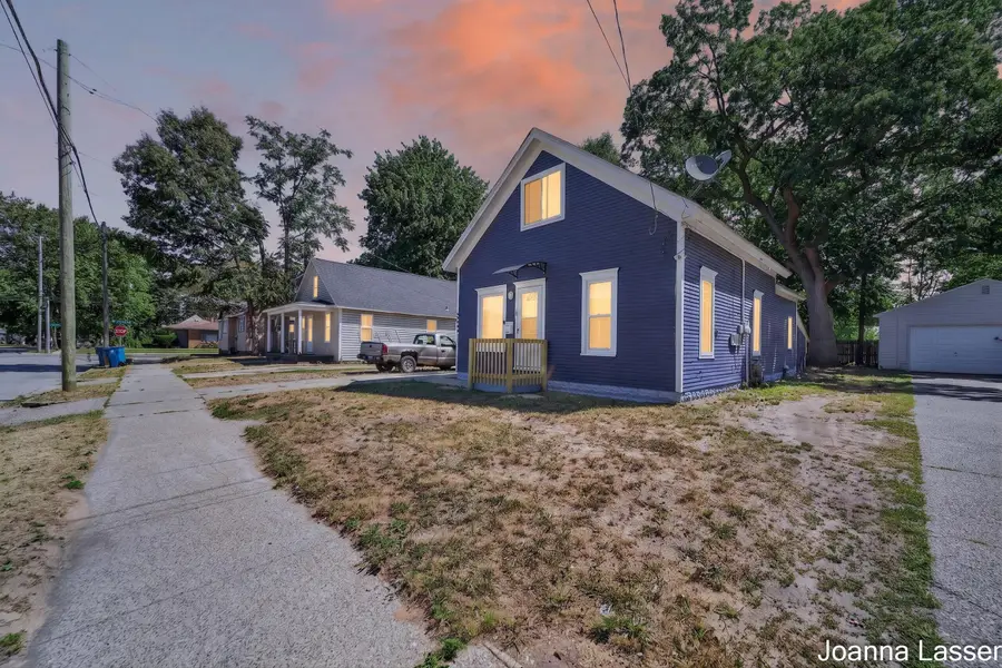 3008 6th Street, Muskegon, MI 49444 - #2