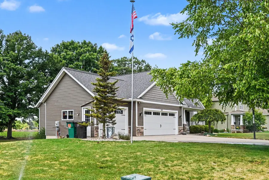 635 Midgrove Drive, Zeeland, MI Yes - #2