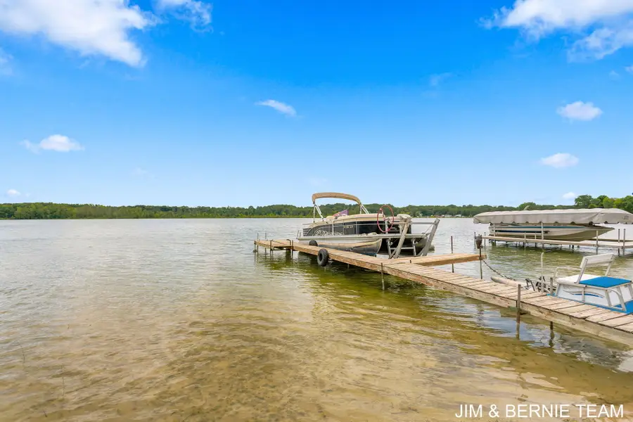 3235 Lakeview Drive, Allegan, MI Yes - #3