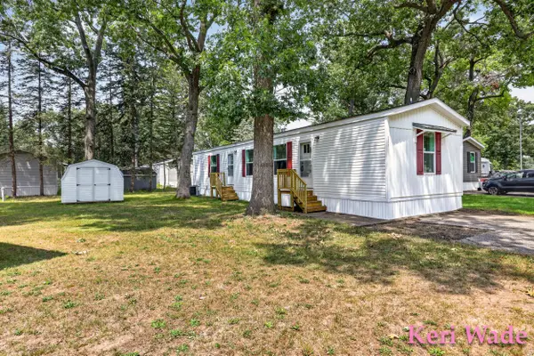 2353 Oak Street, TwinLake, MI 49457