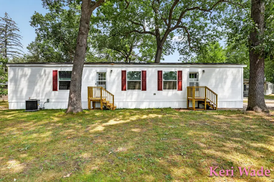 2353 Oak Street, Twin Lake, MI 49457 - #2