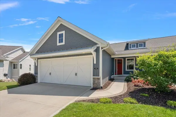 570 Riverbank Circle, Zeeland, MI 49464