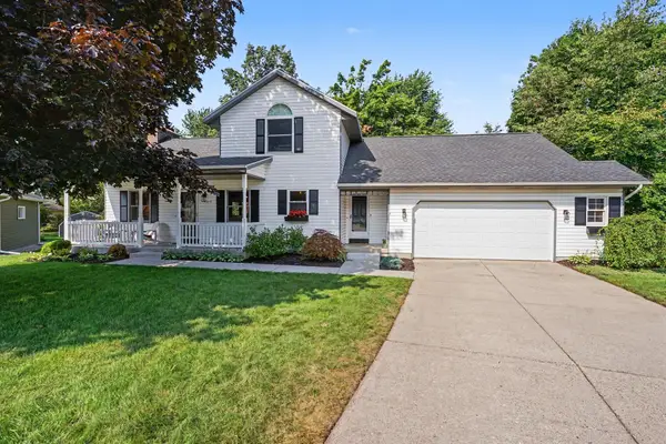 13813 Fox Trail Drive, Holland, MI 49424