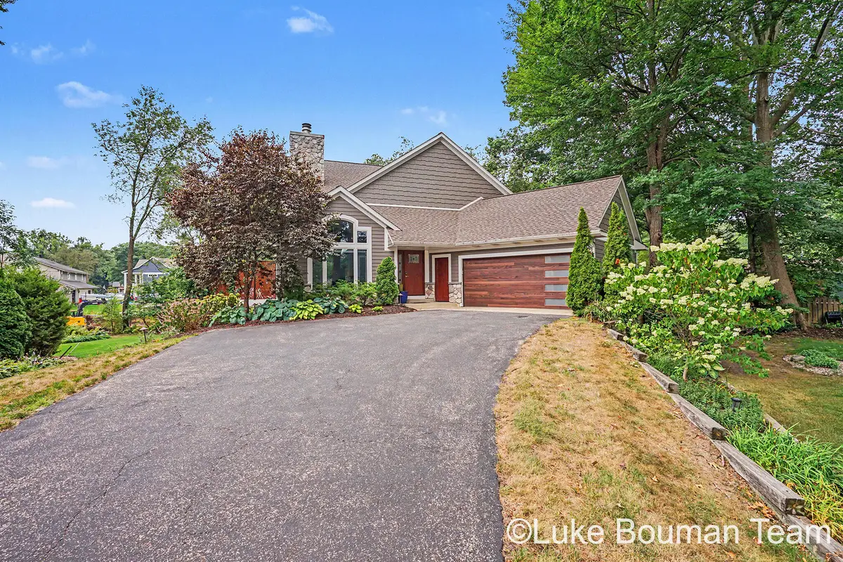 46 Counts Cove Court, Holland, MI 49424 - #1