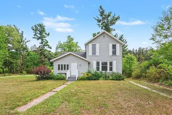 937 W Giles Road, Muskegon, MI 49445