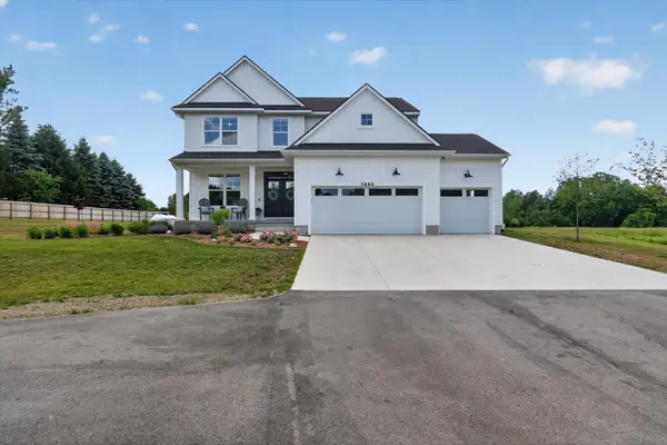 7895 Oak Grove Road, Howell, MI 48855