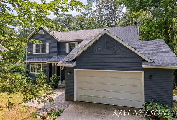 4677 Doug Drive, Whitehall, MI 49461