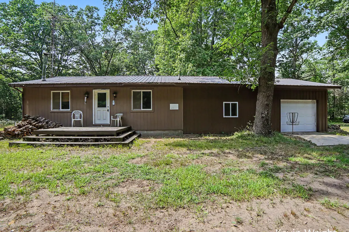 4415 E Arthur Road, Hesperia, MI 49421 - #1