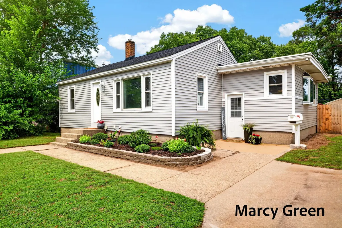 1519 Grant Avenue, Grand Haven, MI 49417 - #1