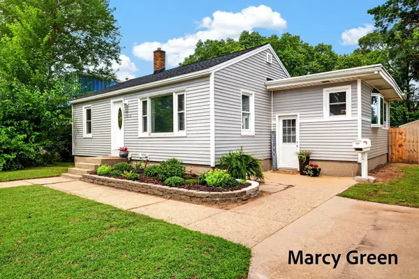 1519 Grant Avenue, GrandHaven, MI 49417