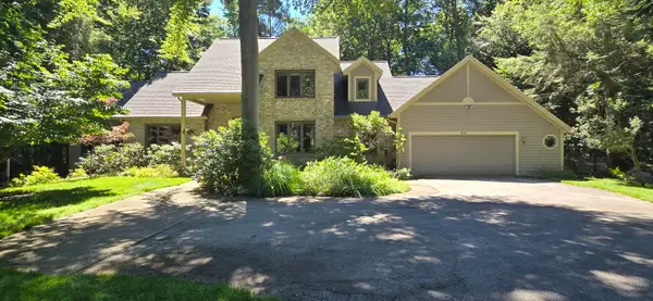 913 W Wellington Court, Muskegon, MI 49441