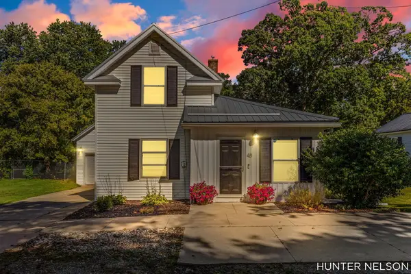 48 Arthur Street, Grant, MI 49327