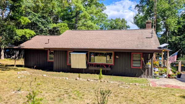 1785 N Schneider Lake Road, Whitehall, MI 49461