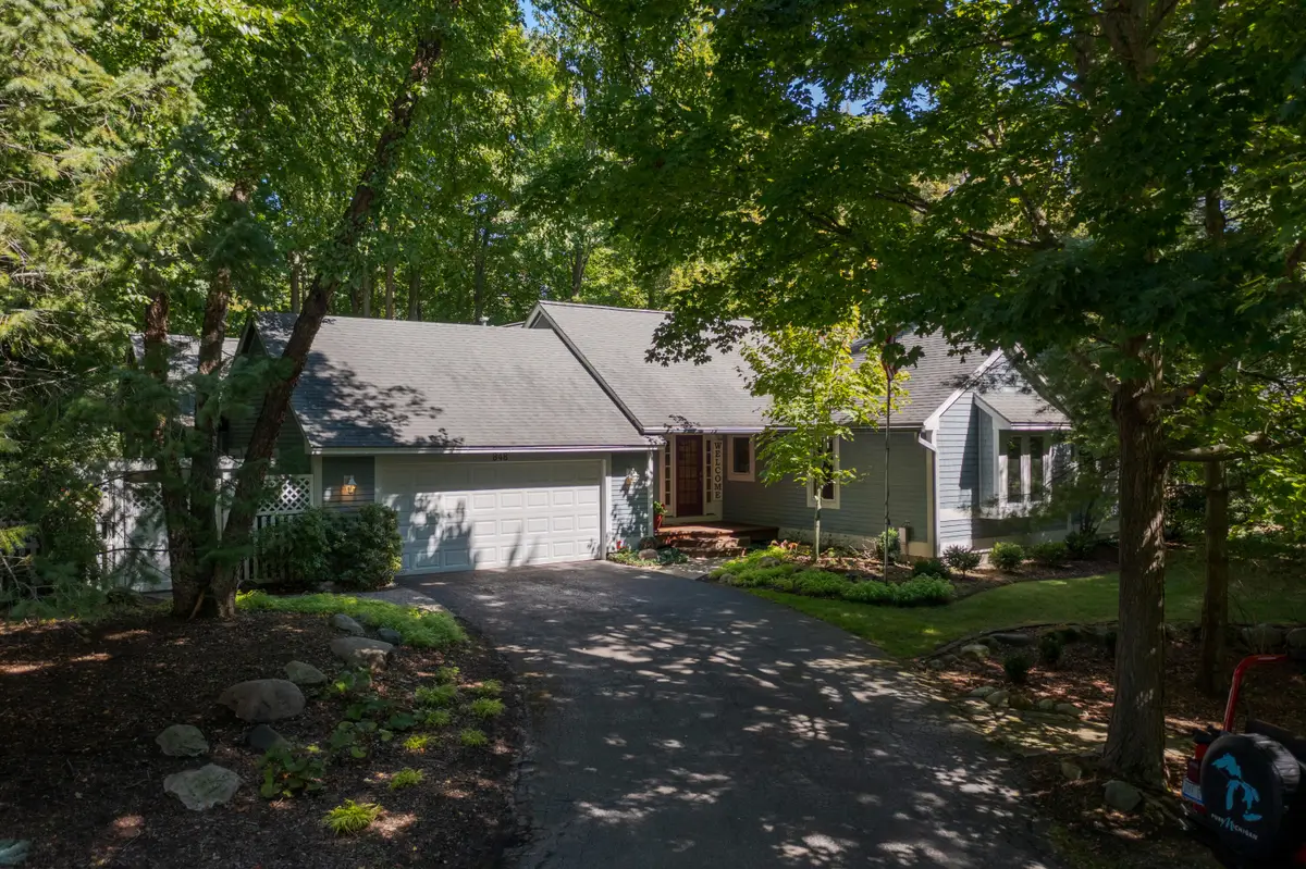 848 W Center Street, Douglas, MI 49406 - #1