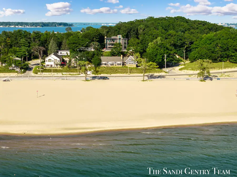 1796 Beach Street, Muskegon, MI 49441 - #2