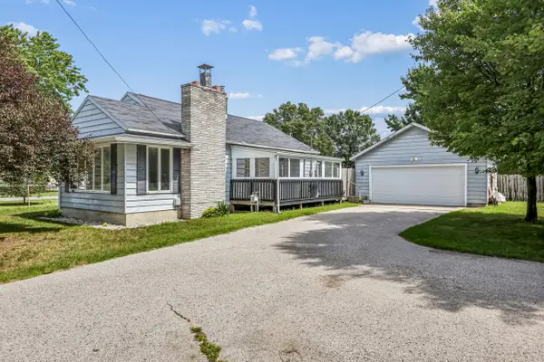 1688 S Carr Road, Muskegon, MI 49442