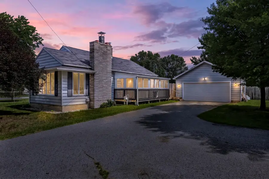 1688 S Carr Road, Muskegon, MI 49442 - #2